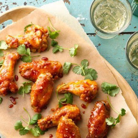 Honey-Baked Sriracha Chicken Wings