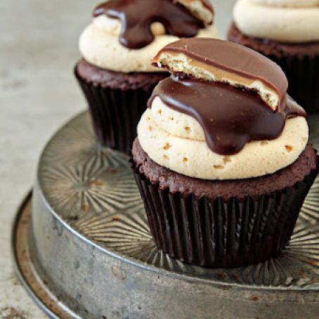 Tagalong Cupcakes