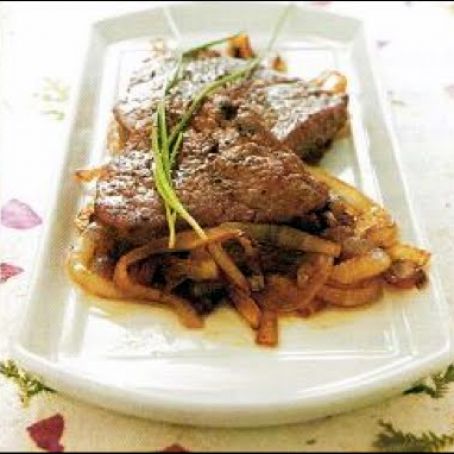 Bistec Encebollado