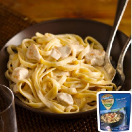 Easy Weeknight Creamy Chicken Alfredo