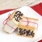 Toasted Marshmallow Ice Cream S'morewiches