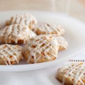 Apricot and Nut Cookies with Amaretto Icing