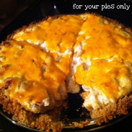 Bacon Mac N’ 4 Cheese Pie