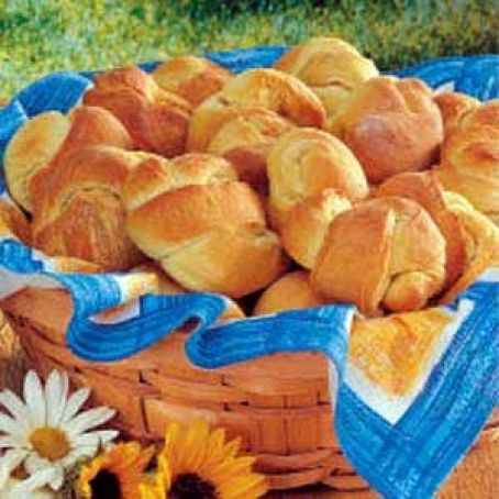 No-Knead Knot Rolls Recipe