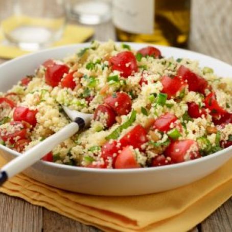 Couscous Salad with Tomatoes and Mint