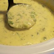 Crockpot Broccoli Cheddar Soup