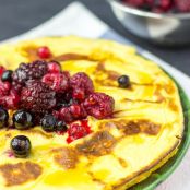 pancake/tortilla - 2 Ingredient Cream Cheese Pancakes (10 Minutes, Vegetarian)