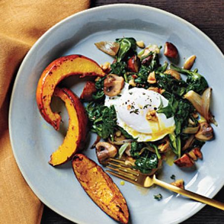 Poached Eggs with Spinach and Walnuts
