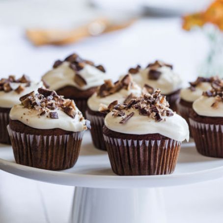Pumpkin-Spice Cupcakes with Maple Frosting 