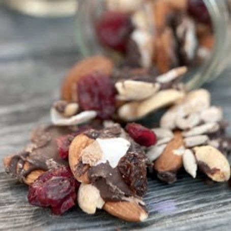 Chocolate-Drizzled Trail Mix
