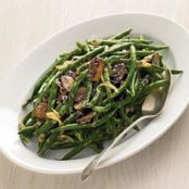 Green Beans with Creamy Mushrooms and Shallots