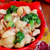 Broccoli-Chicken Mac and Cheese
