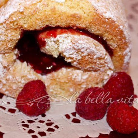 Jelly Roll-Raspberry Amaretto