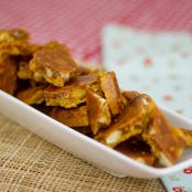 Low Carb Macadamia-Coconut Brittle