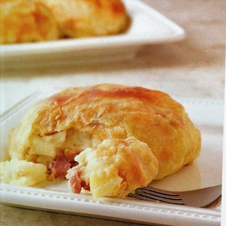 Ham and Scalloped Potato Wellingtons