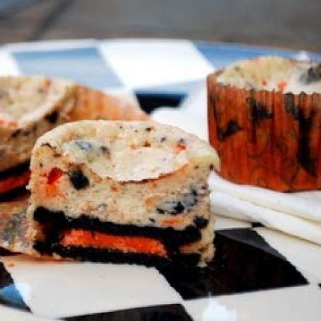 Halloween Oreo Mini Cheesecakes