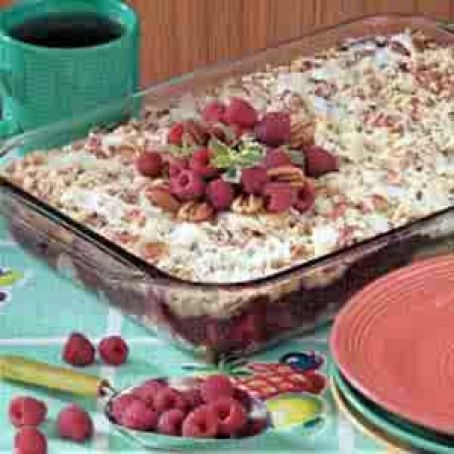 Raspberry Streusel Coffee Cake