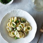 Creamy Spring Pasta with Shiitake Mushrooms and Peas
