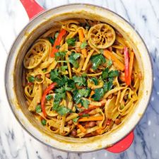 One Pot Wonder Thai Peanut Pasta