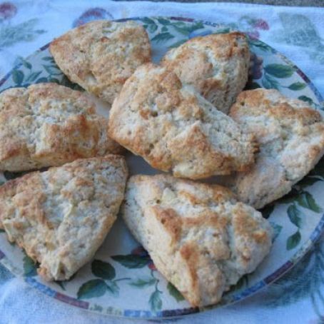 Apple-Ginger Scones