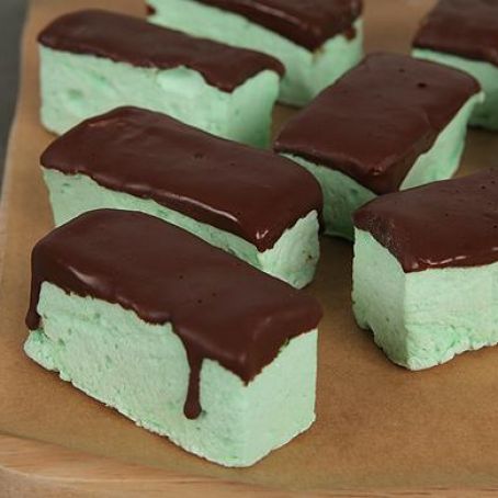 Chocolate-Dipped Crème de Menthe Marshmallows