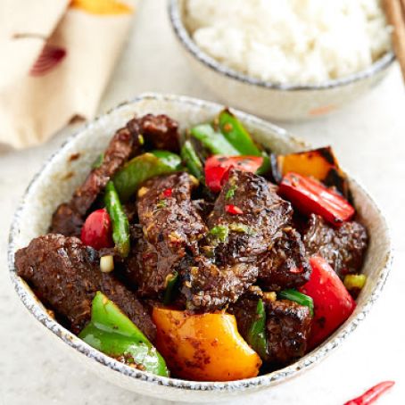 Hunan Beef with Peppers and Asparagus