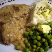 Homestyle Cube Steaks and gravy