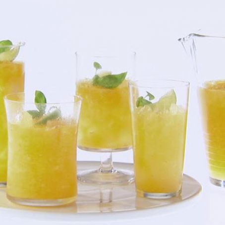 Peach and Basil Frozen Daiquiri