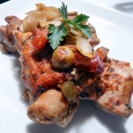 Savory Tomato and Pepper Olive Chicken