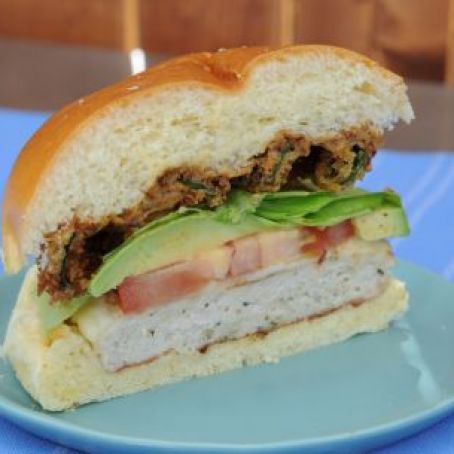 Grilled Chicken Burgers with Pasilla Aioli