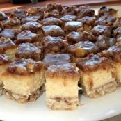 Praline Cheesecake Bars