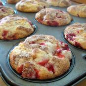 Fresh Strawberry Muffins