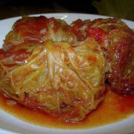 Slow-Cooker Cabbage Rolls