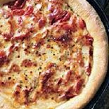 Pizza tomato and cheese