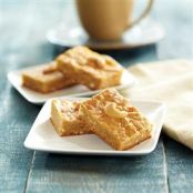 CASHEW BLONDIES