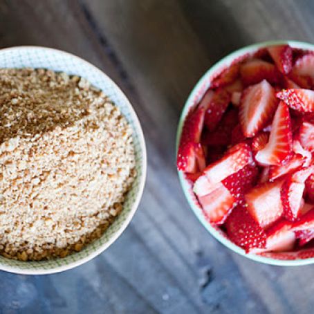 Ice Cream with Strawberry Sauce and Crunch