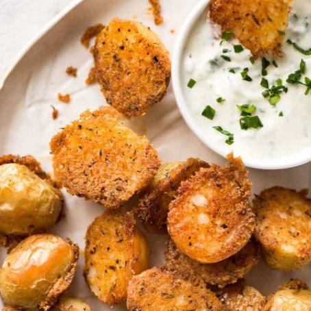 CRISPY ROASTED PARMESAN POTATOES