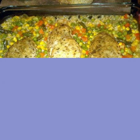 Cheesy Chicken and Rice Casserole