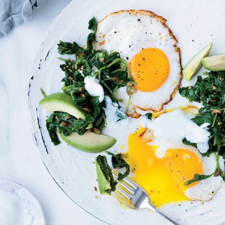 Fried Eggs with Mustard Seed Oil and Kale