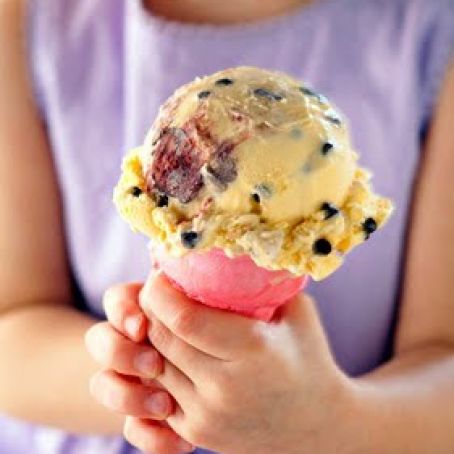 Homemade Cherry-Chocolate Chip Ice Cream