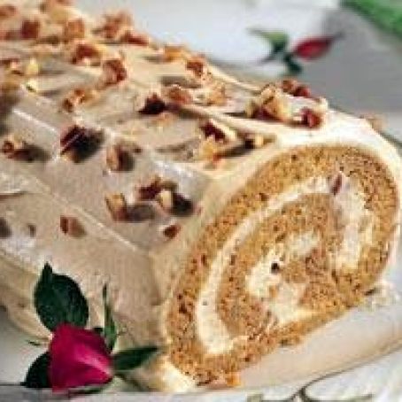 Spiced Pumpkin Praline Roll
