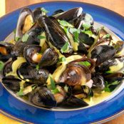 MUSSELS*****Mussels in Saffron Cream Sauce