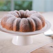 Cannoli Bundt Cake (Laura Vitale)
