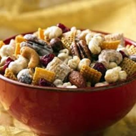 Holiday Caramel Chex Mix
