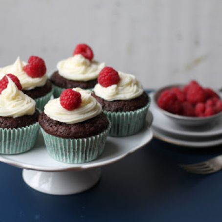 Banana Split Cupcakes