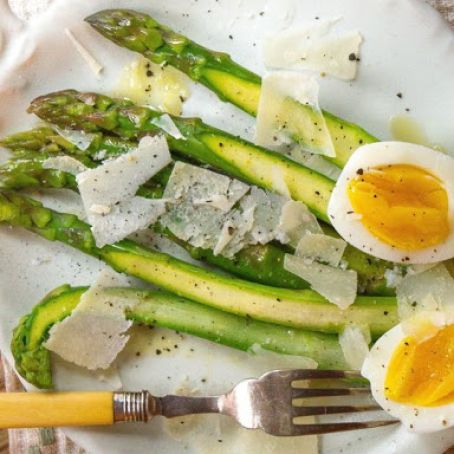 Asparagus with Eggs and Parmesan