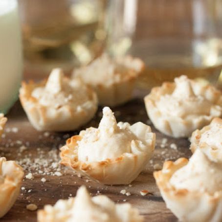 Mini Pumpkin Cream Pies