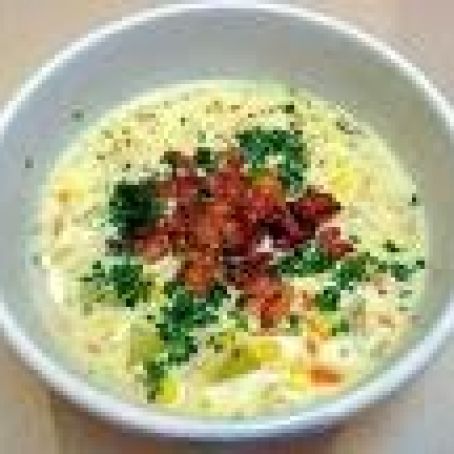 Broccoli chowder with corn and bacon