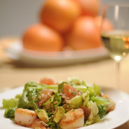 Seared Scallops and Butter Lettuce Salad with Grapefruit Vinaigrette