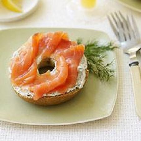 Bagel Spread with Smoked Salmon and Dill Cream Cheese